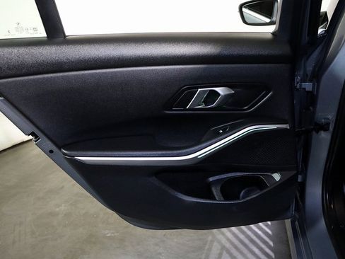 Used 2025 BMW 330i xDrive Sedan image 27