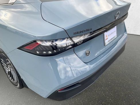 New 2026 Nissan Sentra SV w/ SV Convenience Package FWD image 32
