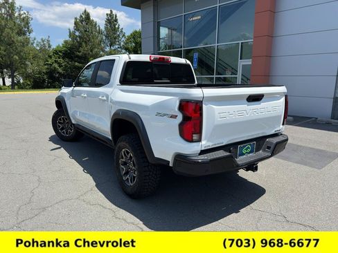 Used 2024 Chevrolet Colorado ZR2 w/ ZR2 Convenience Package III AWD/4WD image 5