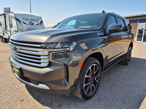 Used 2021 Chevrolet Tahoe High Country w/ Premium Package AWD/4WD image 12