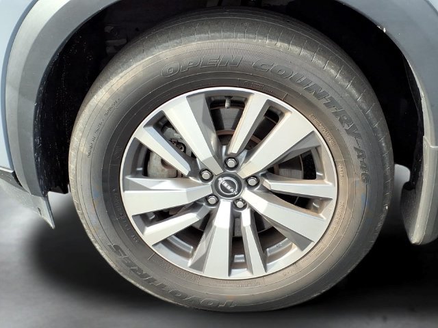 Used 2024 Nissan Pathfinder SL AWD/4WD image 17