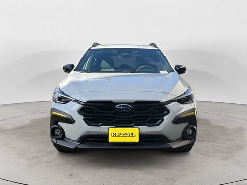 Used 2025 Subaru Crosstrek 2.5i Sport AWD/4WD image 2