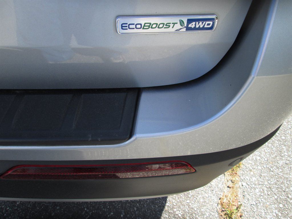 Used 2020 Ford Explorer XLT w/ Equipment Group 202A AWD/4WD image 27