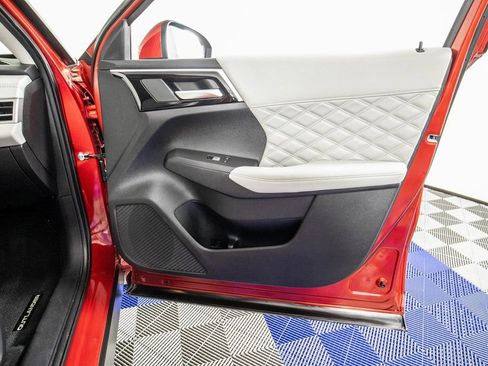 Used 2022 Mitsubishi Outlander SEL image 17