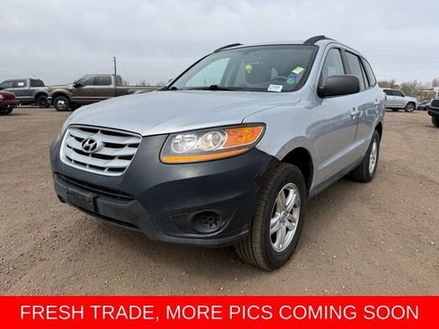 Used 2010 Hyundai Santa Fe GLS image 1