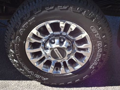 Used 2022 Ford F350 XLT w/ XLT Premium Package AWD/4WD image 51
