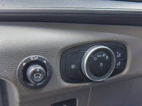 Used 2023 Ford Transit 350 XLT image 19