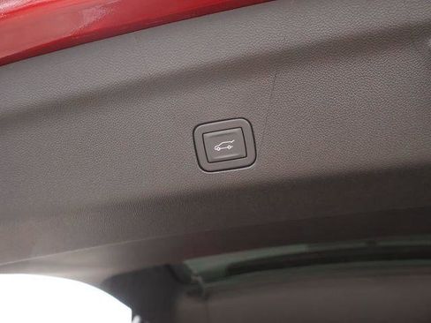 New 2026 GMC Yukon AT4 AWD/4WD image 10