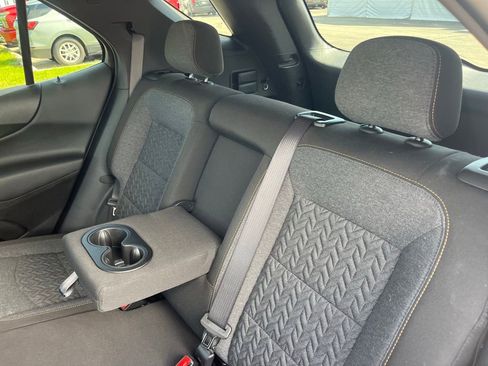 Used 2023 Chevrolet Equinox LT AWD/4WD image 25