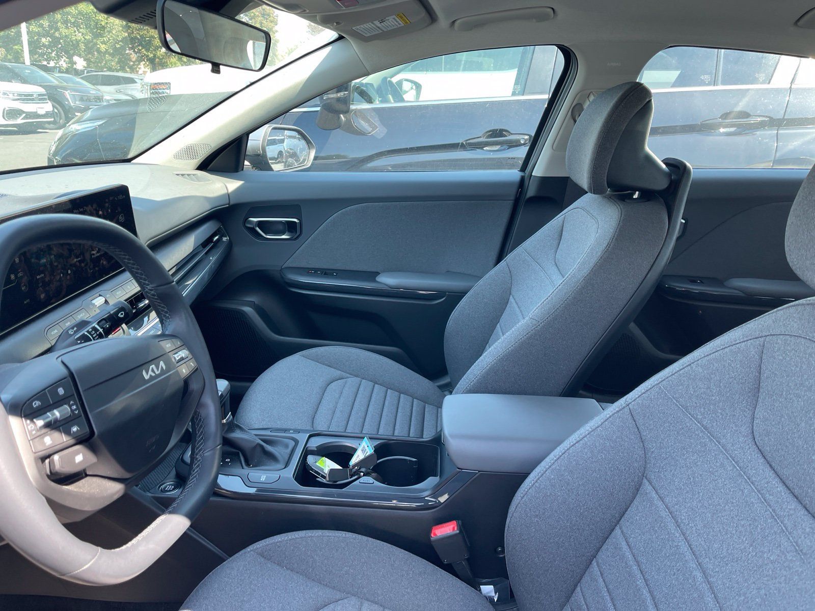 Used 2025 Kia K4 EX FWD image 5
