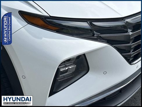 Certified 2023 Hyundai Tucson Limited AWD/4WD image 10