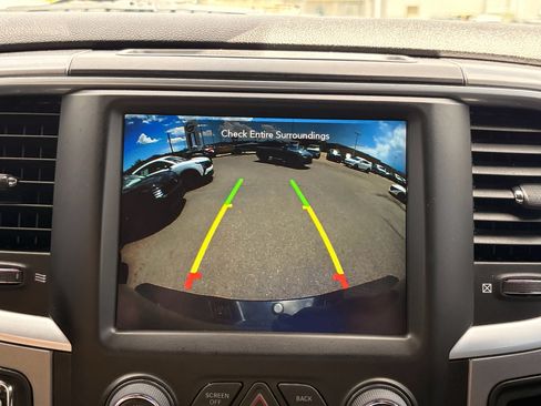 Used 2022 RAM 1500 Classic Warlock w/ Ceramic Grey Warlock Package AWD/4WD image 23