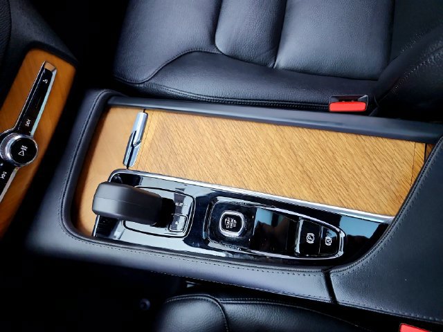 Used 2023 Volvo XC90 B6 Plus w/ Protection Package AWD/4WD image 26
