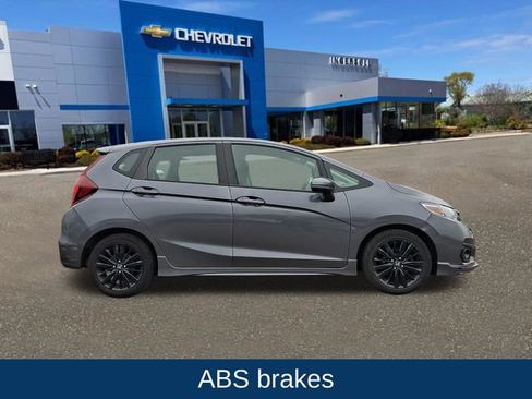 Used 2018 Honda Fit Sport image 9