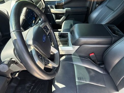 Used 2022 Ford F250 Lariat w/ Lariat Value Package AWD/4WD image 18