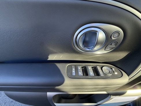 Certified 2026 Hyundai Ioniq 9 Calligraphy image 34