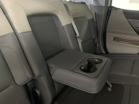 New 2025 GMC Hummer EV 2X image 42