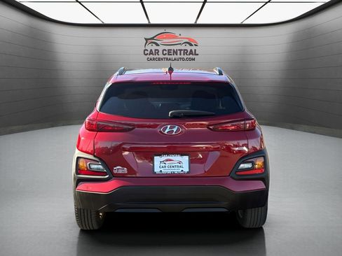 Used 2021 Hyundai Kona SEL image 4