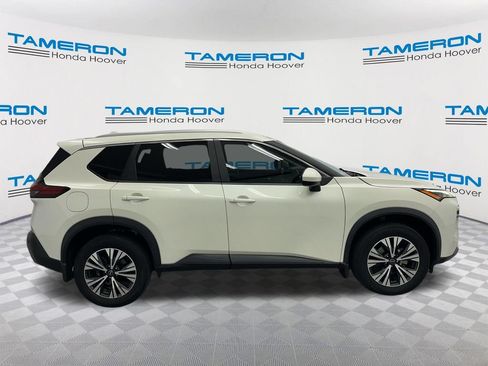 Used 2023 Nissan Rogue SV w/ SV Premium B Package FWD image 6