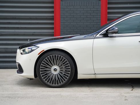 Used 2023 Mercedes-Benz Maybach S 580 4MATIC image 5