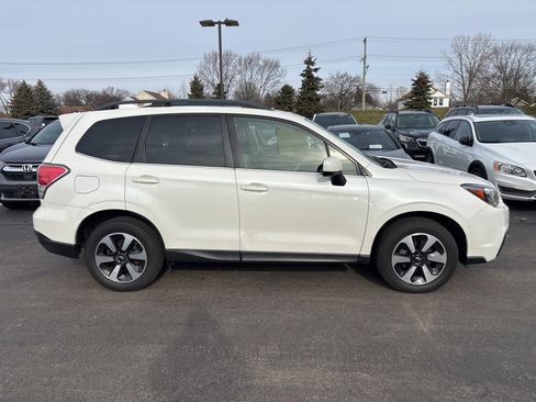 Used 2018 Subaru Forester 2.5i Limited image 2