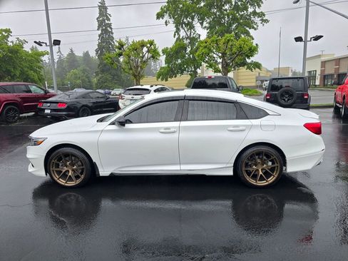 Used 2022 Honda Accord Sport image 16