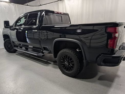 Used 2021 Chevrolet Silverado 3500 LTZ w/ LTZ Plus Package AWD/4WD image 8
