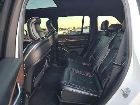 Certified 2022 Jeep Grand Cherokee Summit w/ Adv Protech Group IV image 5