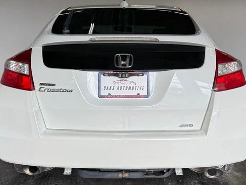 Used 2010 Honda Crosstour EX-L image 5