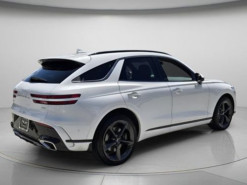 Certified 2026 Genesis GV70 2.5T Sport Prestige AWD/4WD image 7