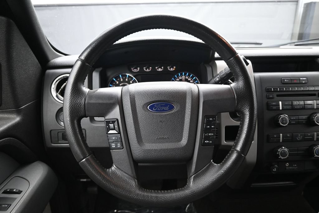 Used 2011 Ford F150 XLT w/ XLT Chrome Pkg AWD/4WD image 14