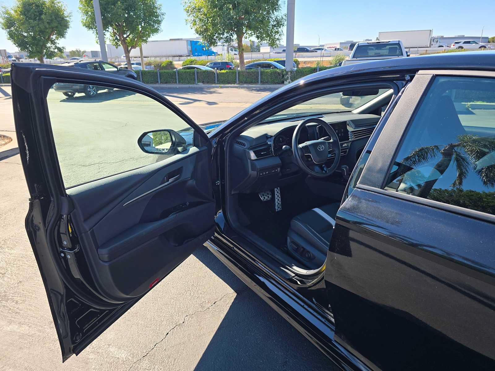 Certified 2026 Toyota Camry SE FWD image 19