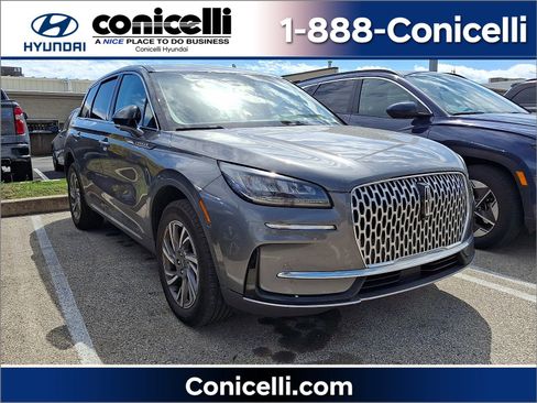 Used 2023 Lincoln Corsair AWD image 1