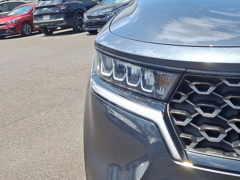 Used 2022 Kia Sorento X-Line EX image 9