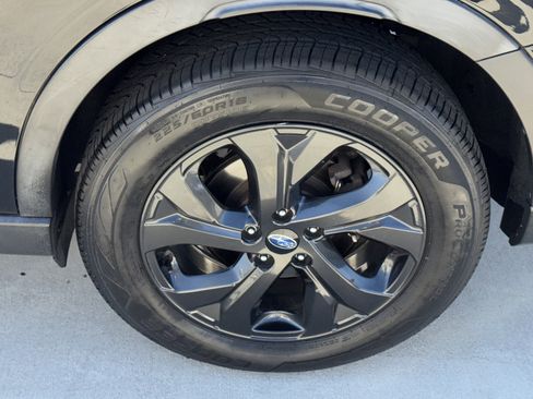 Used 2020 Subaru Outback Onyx Edition XT w/ Tech Package 2 image 35