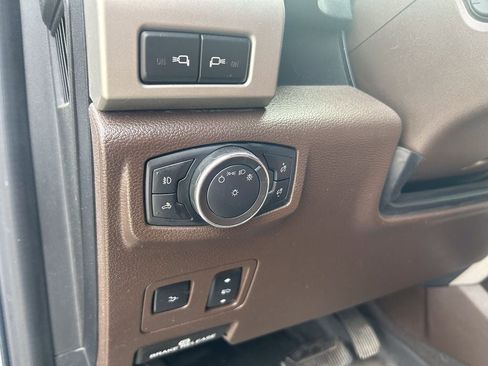 Used 2021 Ford F350 King Ranch w/ King Ranch Ultimate Package AWD/4WD image 11
