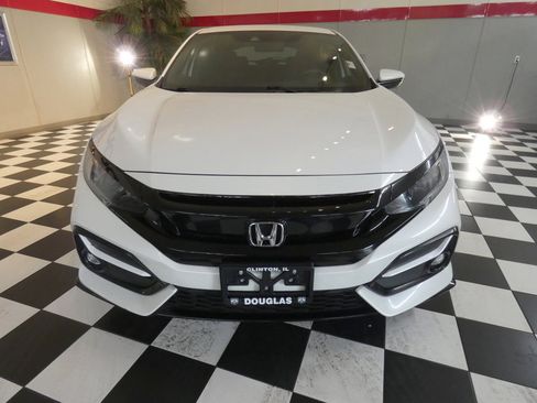 Used 2021 Honda Civic Sport image 2