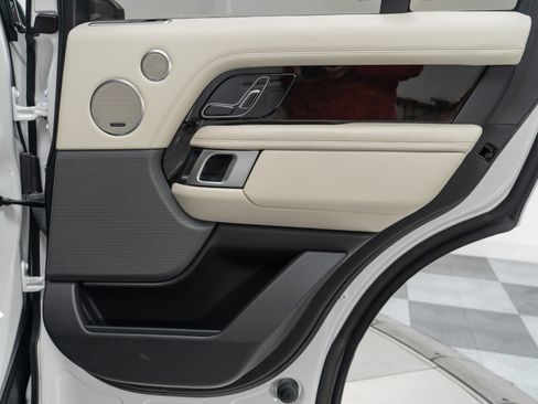 Used 2022 Land Rover Range Rover Westminster Edition image 42
