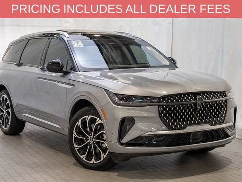 Used 2024 Lincoln Nautilus Reserve w/ Equipment Group 202A AWD/4WD image 1