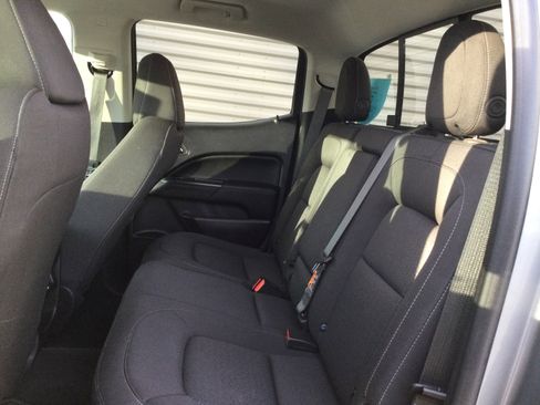 Used 2020 GMC Canyon SLE w/ Elevation Edition image 6