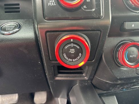 Used 2018 Ford F150 Lariat image 45