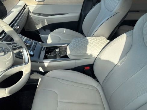 Used 2023 Hyundai Palisade Limited AWD/4WD image 3