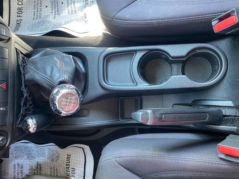 Used 2013 Jeep Wrangler Unlimited Sport image 15