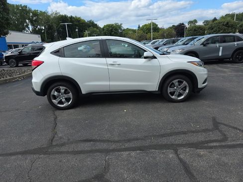 Certified 2022 Honda HR-V LX image 8
