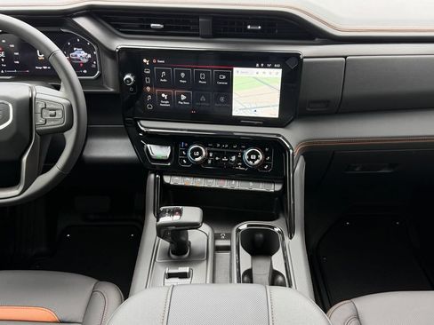 New 2026 GMC Sierra 1500 AT4 w/ AT4 Premium Package AWD/4WD image 16