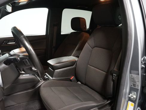 Used 2024 Chevrolet Colorado LT w/ LT Convenience Package image 24