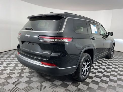 Used 2023 Jeep Grand Cherokee L Limited image 11