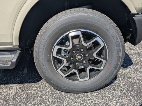 New 2026 Ford Bronco Outer Banks image 12