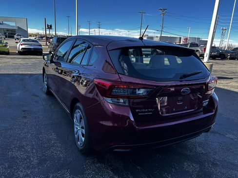 Used 2023 Subaru Impreza 2.0i image 3