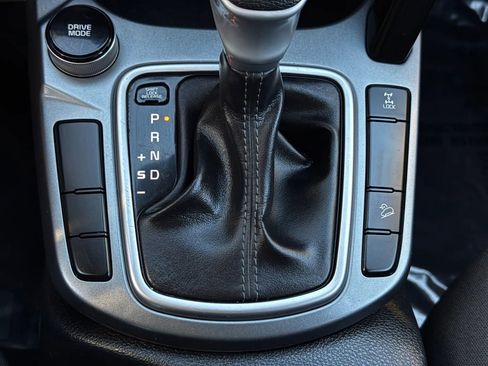 Used 2022 Kia Seltos LX image 34